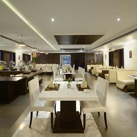 The Taj Vilas Agra  Exterior photo