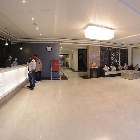 The Taj Vilas Agra  Exterior photo