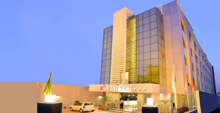 The Taj Vilas Agra  Exterior photo