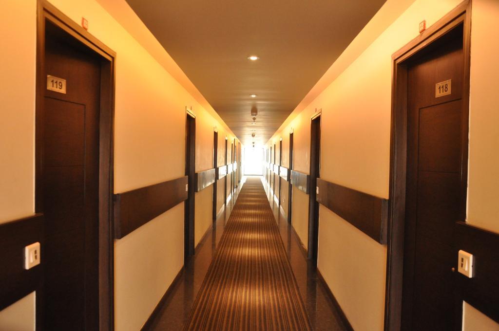 The Taj Vilas Agra  Exterior photo